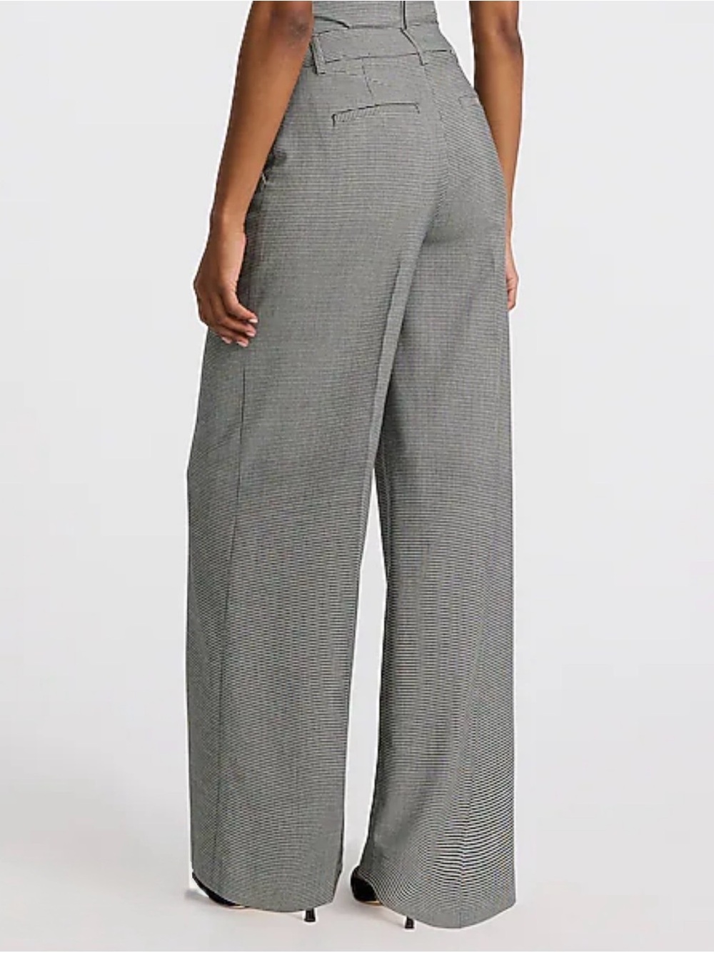 Express “Editor” Wide-Leg Gray Plaid Dress Pants - Picture 2 of 7